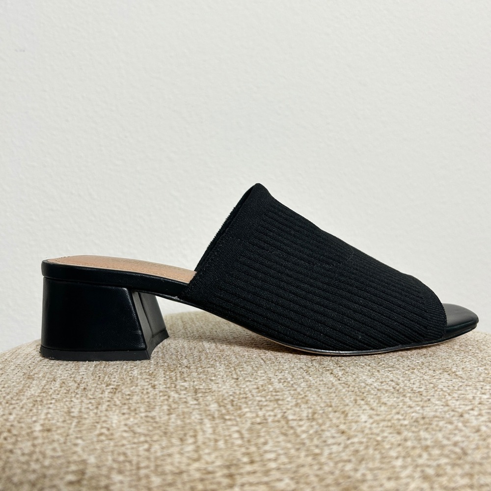 Cushionaire Black Ribbed Knit Block Heel Square Toe Slide Mule Sandals Womens 7
